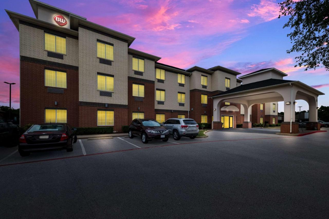 Best Western Plus Lake Dallas Inn & Suites Exterior photo